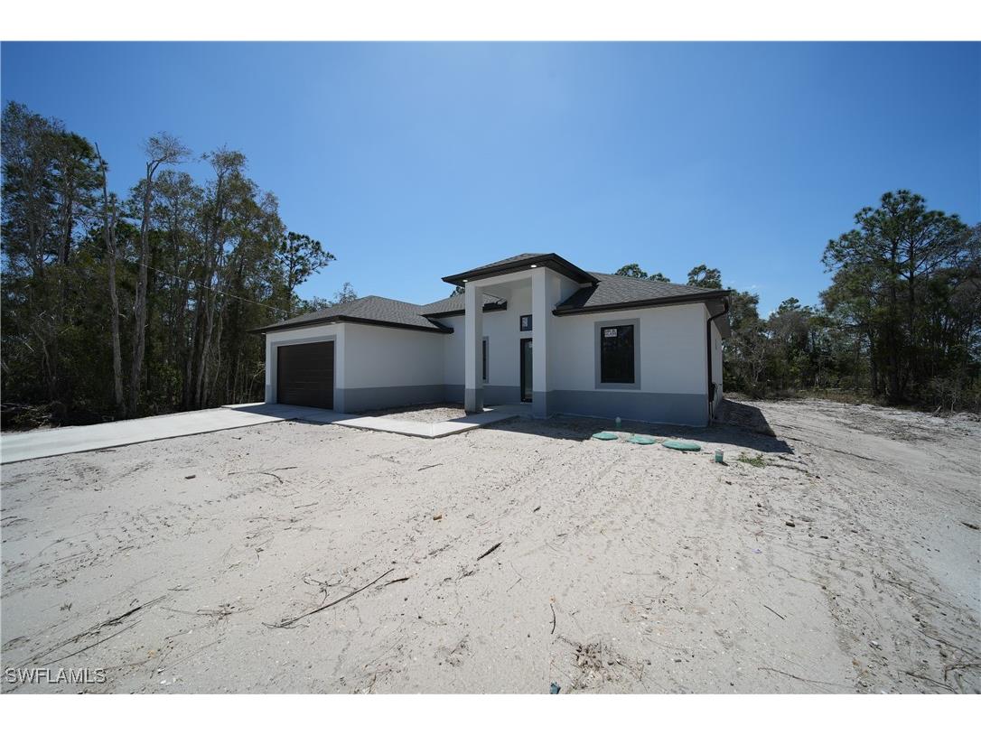 712 Goldwyn Avenue S Lehigh Acres FL 33974 225032549 image1