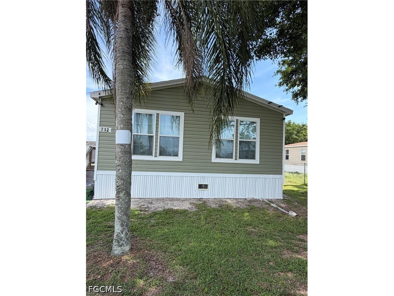 712 Maryland Avenue Clewiston FL 33440 2026025501 image1