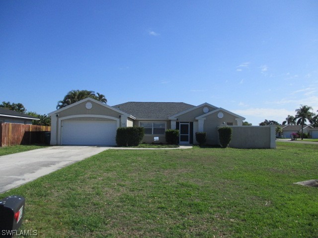 712 Meyer Drive Naples FL 34120 223026522 image1