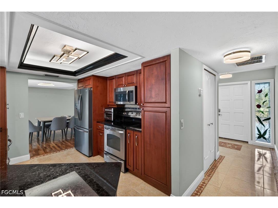 712 SE 32nd Terrace Cape Coral FL 33904 2026022161 image14