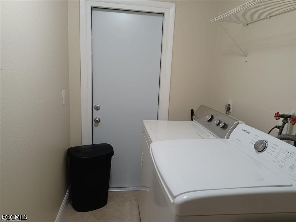 712 SE 47th Street #LEFT SIDE Cape Coral FL 33904 2026024709 image11