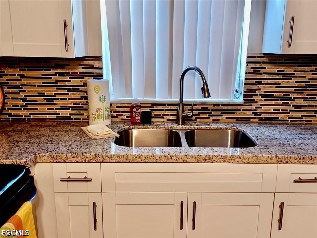 712 SE 47th Street #LEFT SIDE Cape Coral FL 33904 2026024709 image4