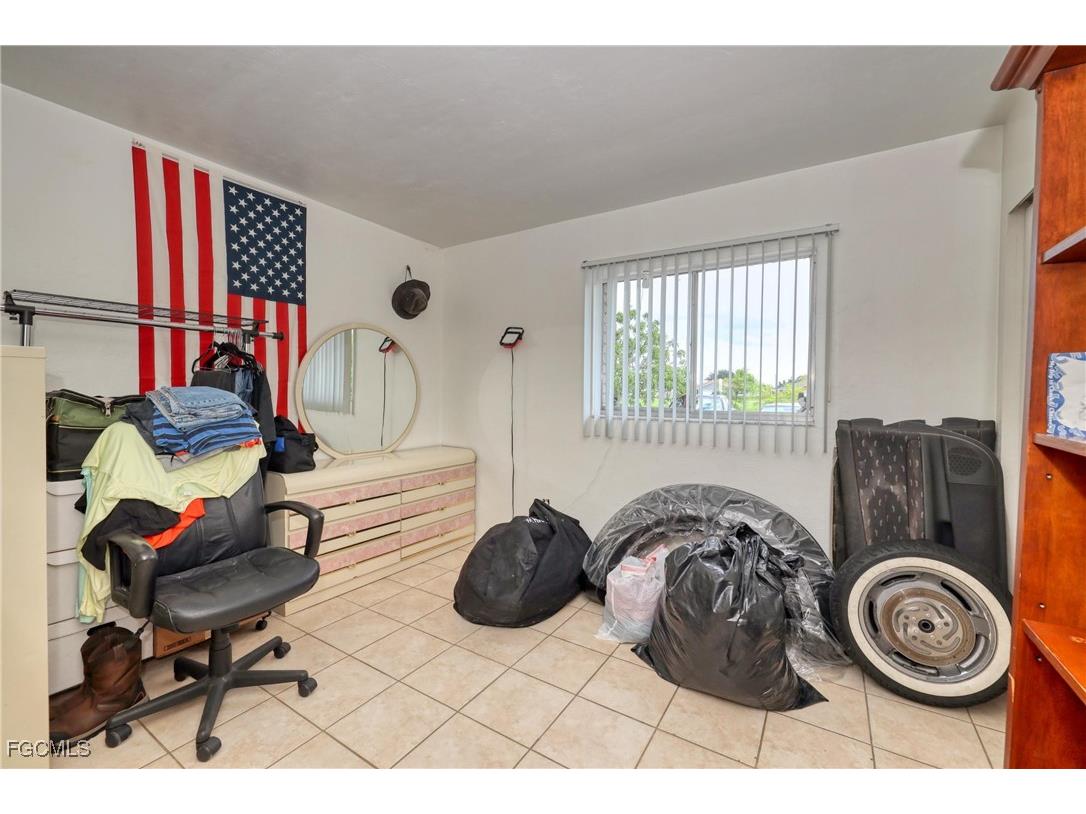 712 SE 8th Street #A Cape Coral FL 33990 2025003692 image18