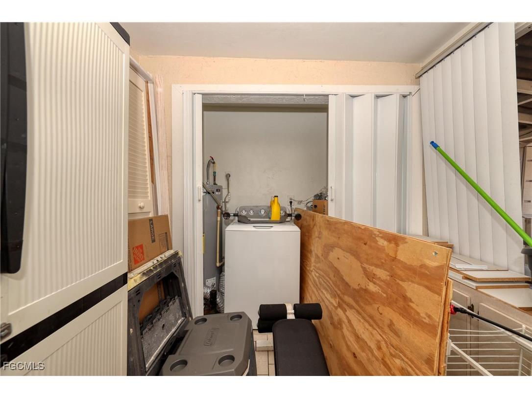 712 SE 8th Street #A Cape Coral FL 33990 2025003692 image21