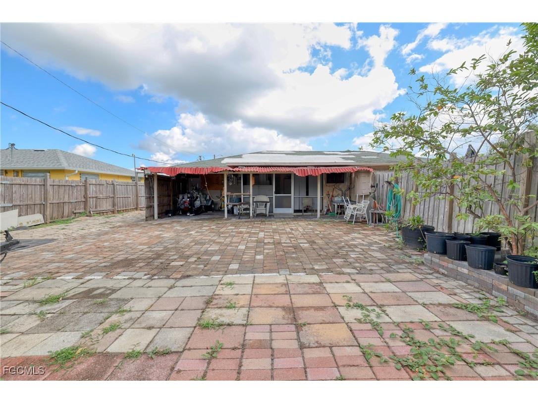 712 SE 8th Street #A Cape Coral FL 33990 2025003692 image30