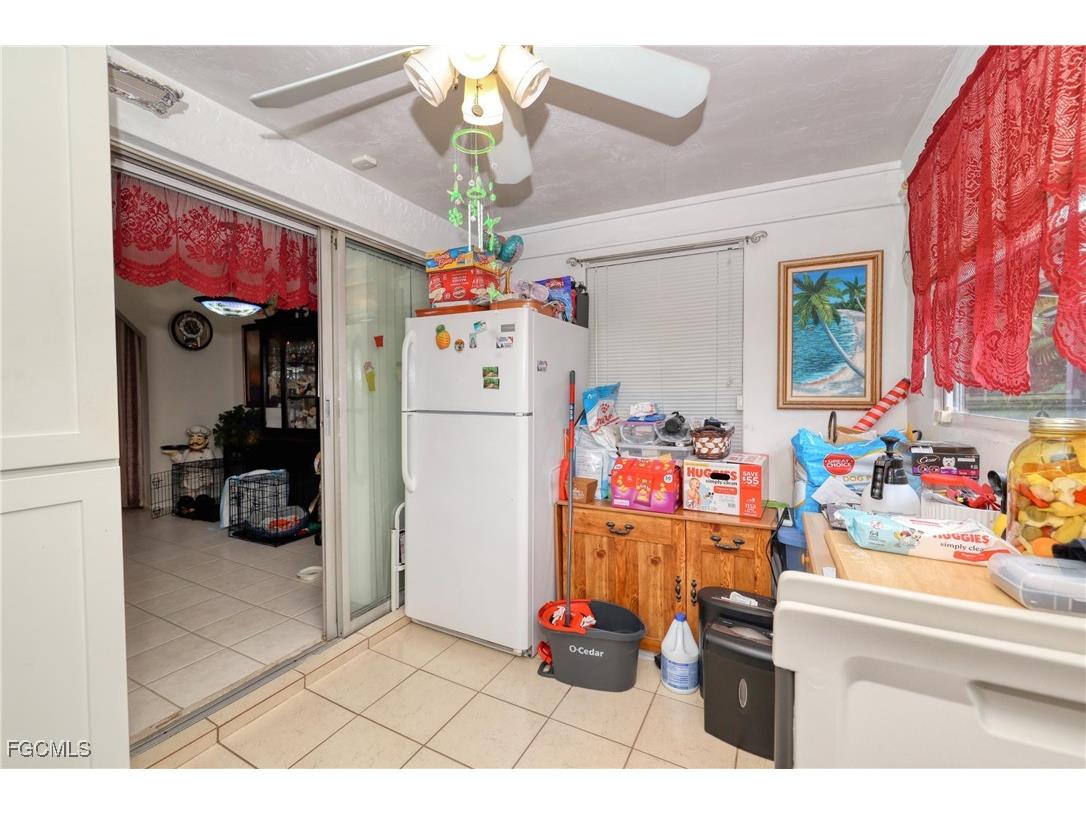 712 SE 8th Street #A Cape Coral FL 33990 2025003692 image38