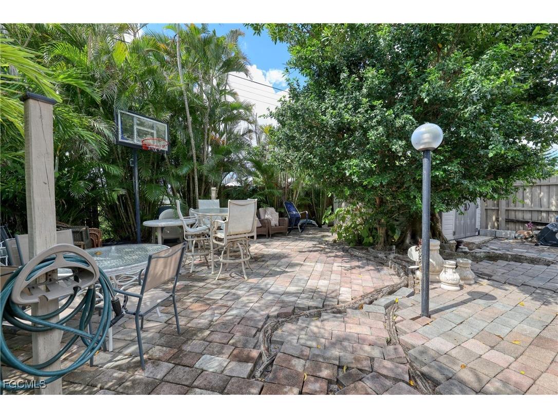 712 SE 8th Street #A Cape Coral FL 33990 2025003692 image43