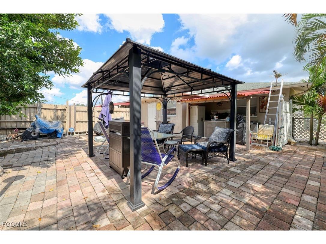 712 SE 8th Street #A Cape Coral FL 33990 2025003692 image44