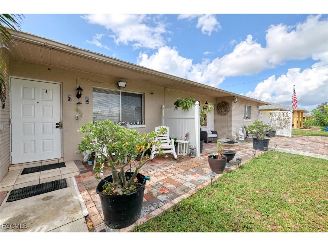 712 SE 8th Street #A Cape Coral FL 33990 2025003692 image8