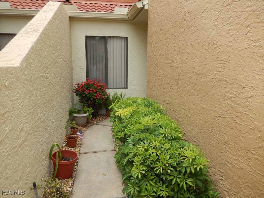 7121 Golden Eagle Court #613 Fort Myers FL 33912 2025013535 image2