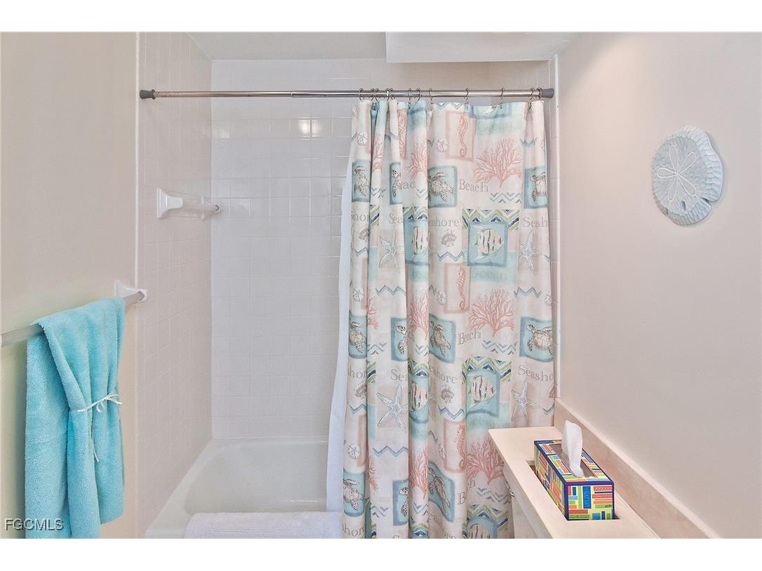 7121 Golden Eagle Court #622 Fort Myers FL 33912 2025021594 image23