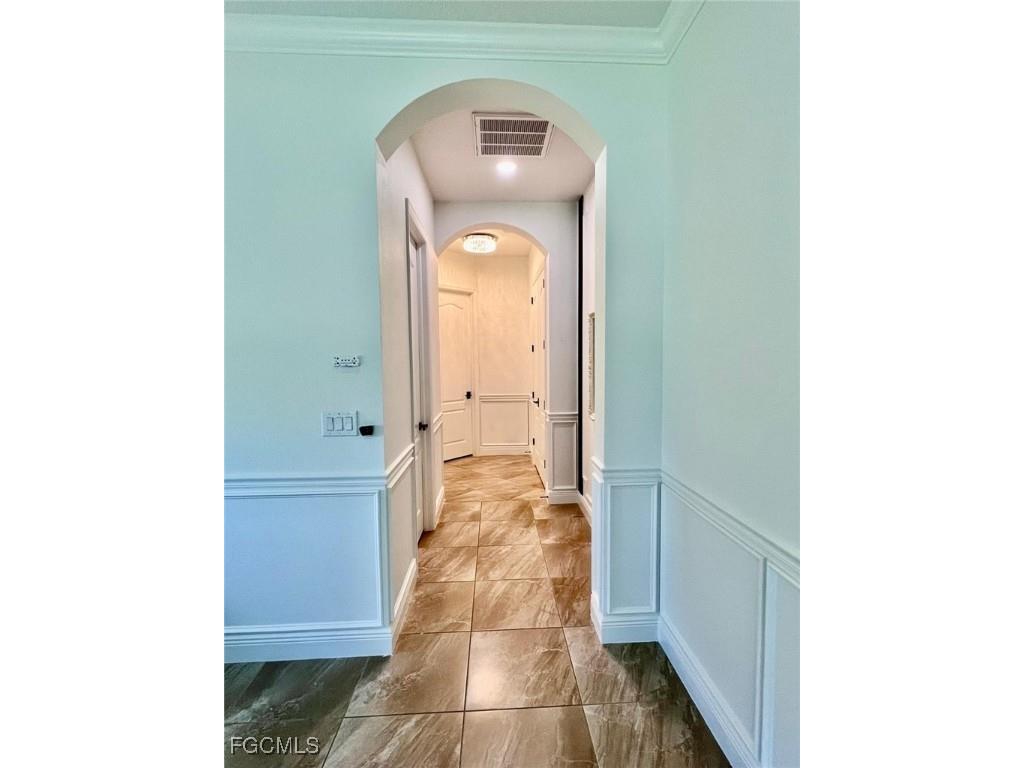 7121 Hatpin Loop Wesley Chapel FL 33545 2025011088 image19