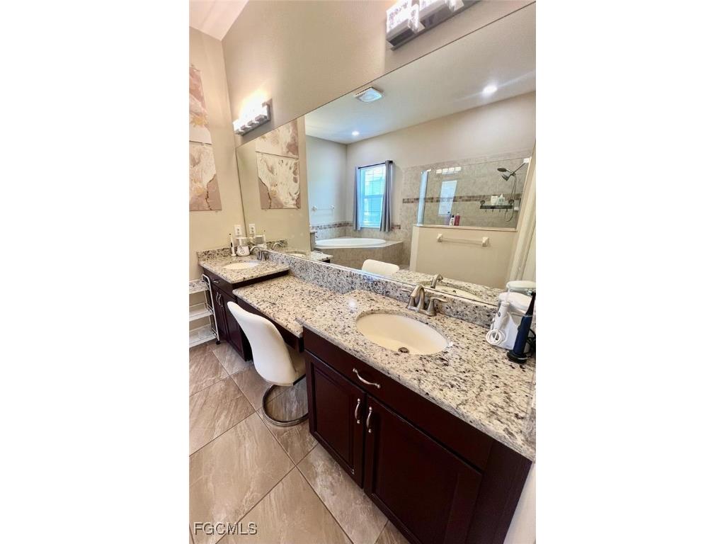 7121 Hatpin Loop Wesley Chapel FL 33545 2025011088 image6