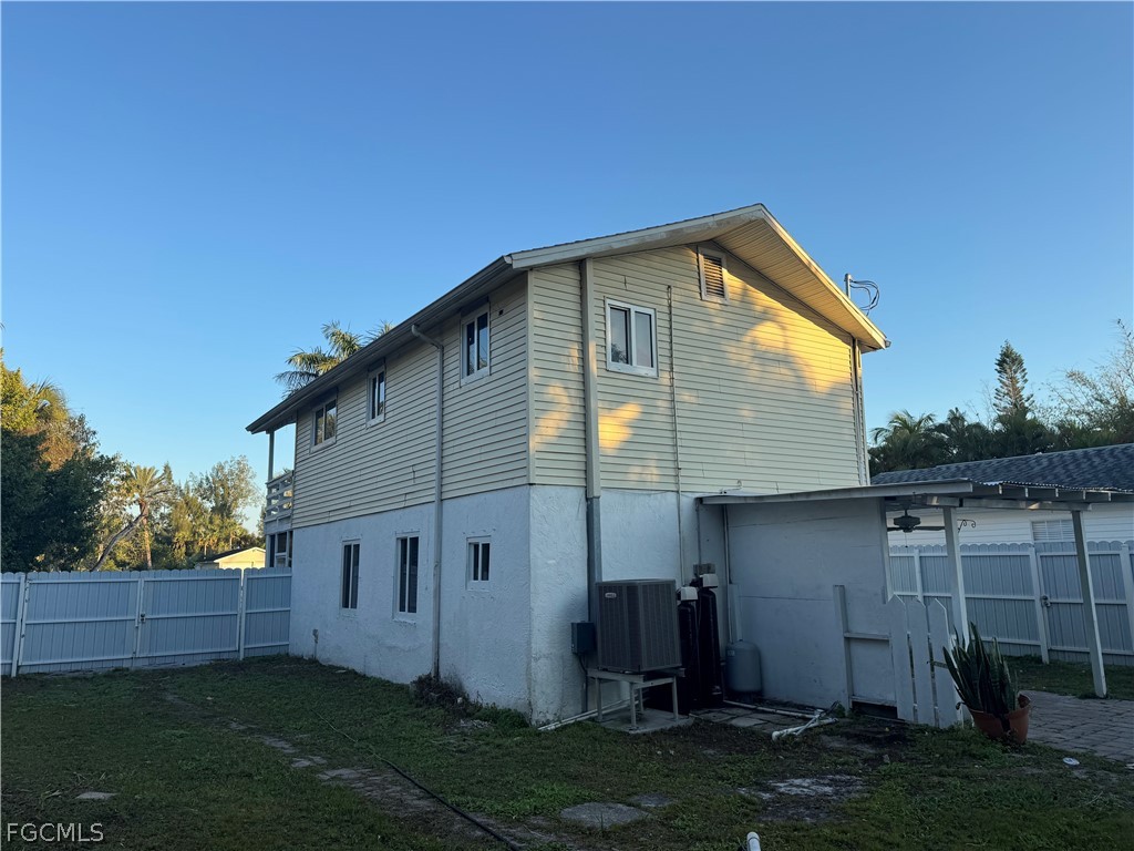 7123 Shannon Boulevard Fort Myers FL 33908 2026008255 image30