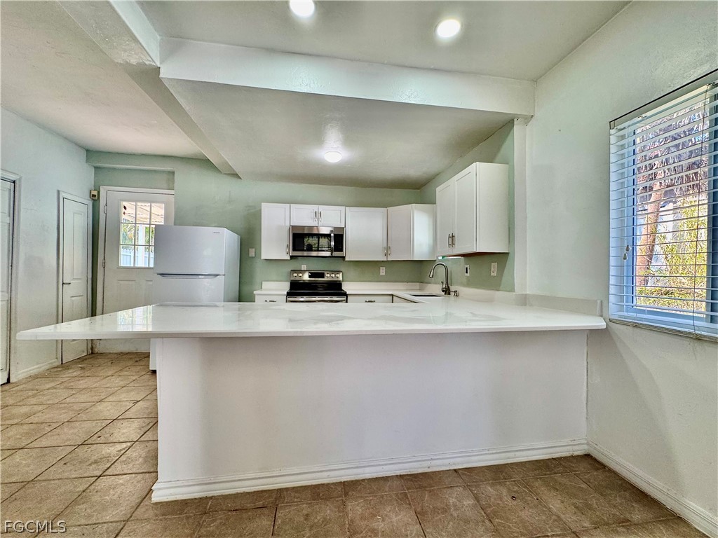 7123 Shannon Boulevard Fort Myers FL 33908 2026008255 image7