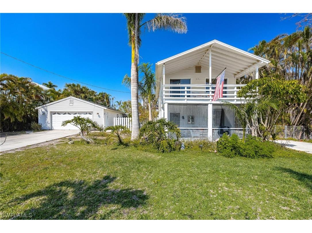 7123 Shannon Boulevard Fort Myers FL 33908 223018421 image1