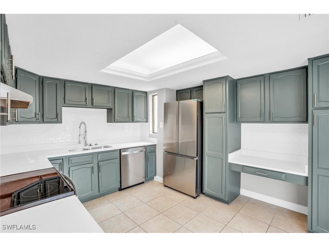 7125 Penner Lane #2 Fort Myers FL 33907 224087935 image1