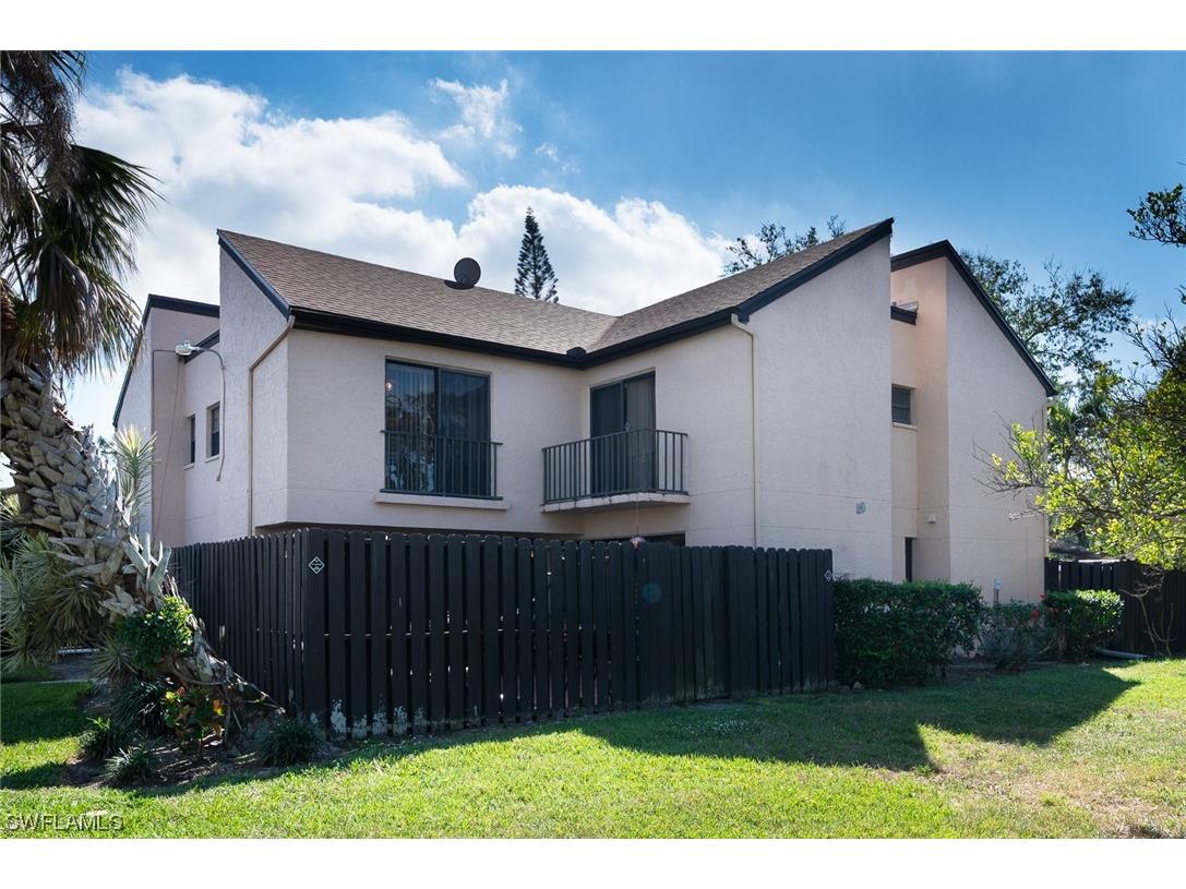 7125 Penner Lane #4 Fort Myers FL 33907 223016382 image1