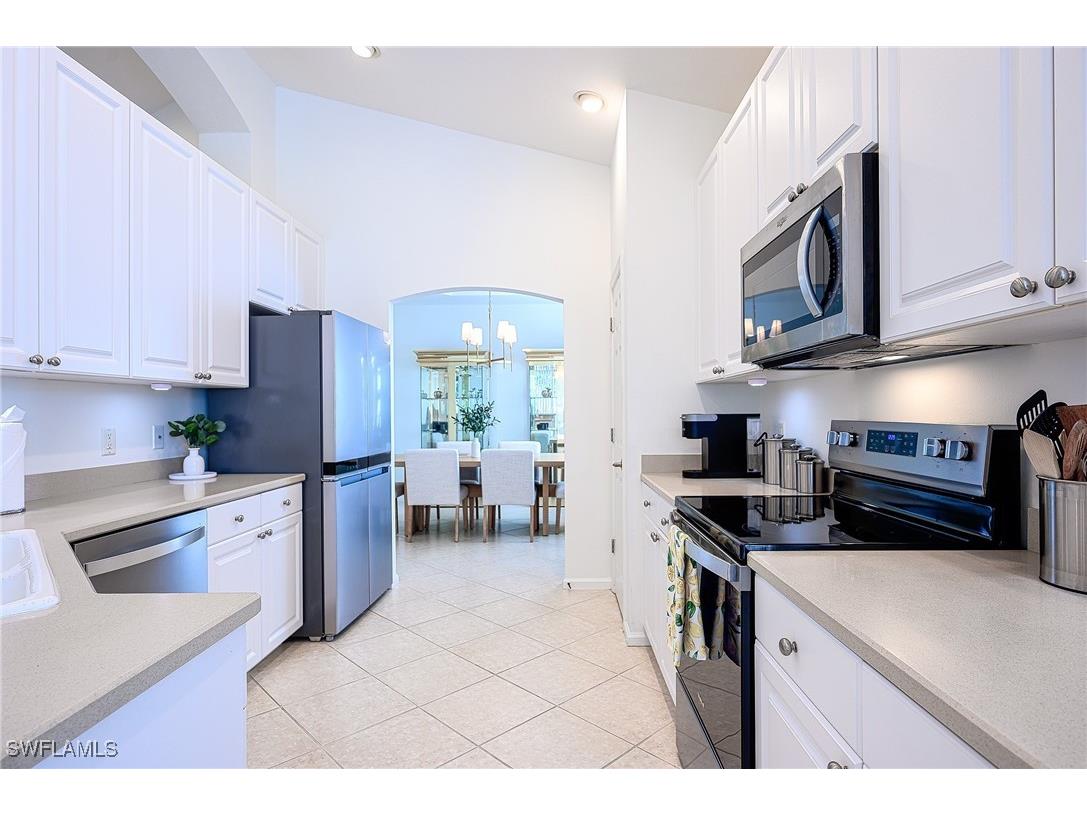 7127 Blue Juniper Court #201 Naples FL 34109 226000086 image2