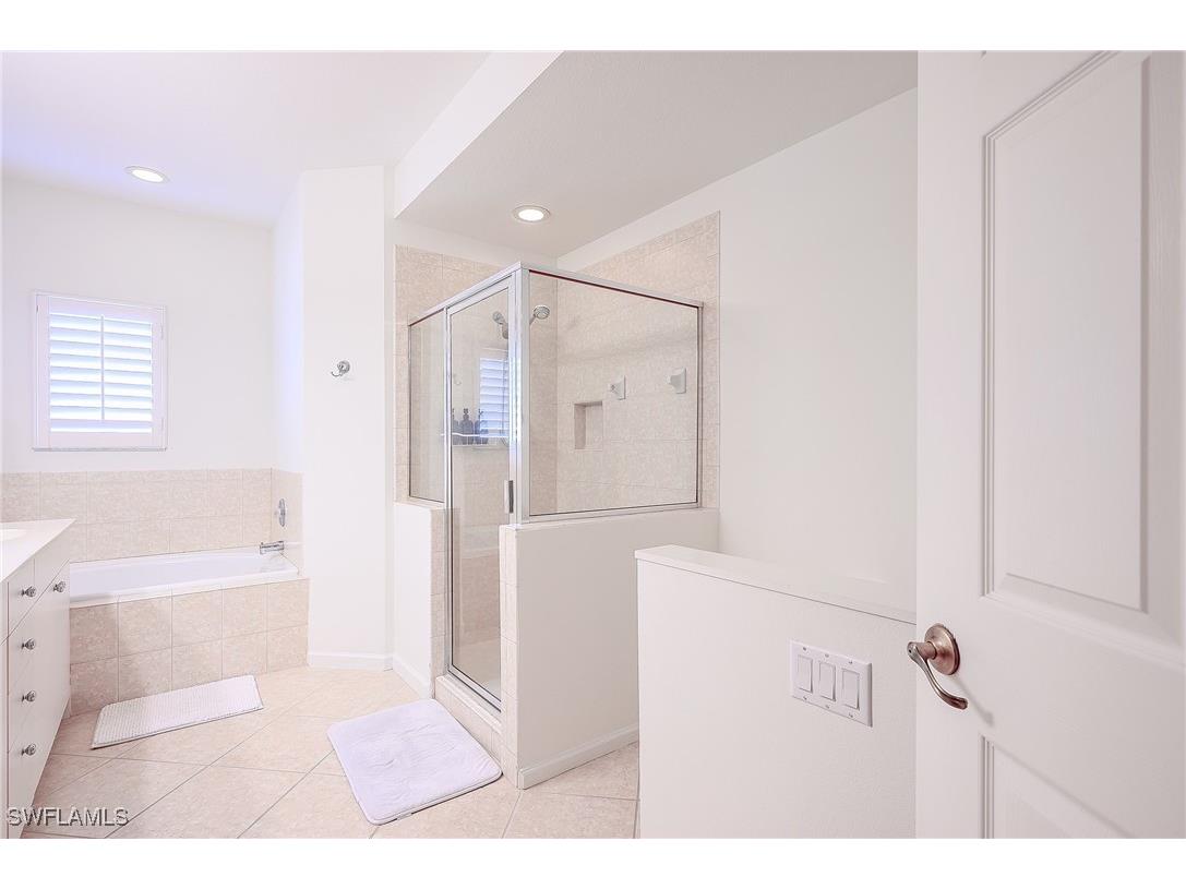 7127 Blue Juniper Court #201 Naples FL 34109 226000086 image30