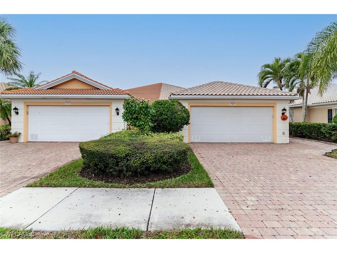 7127 Marconi Court Naples FL 34114 224002814 image1