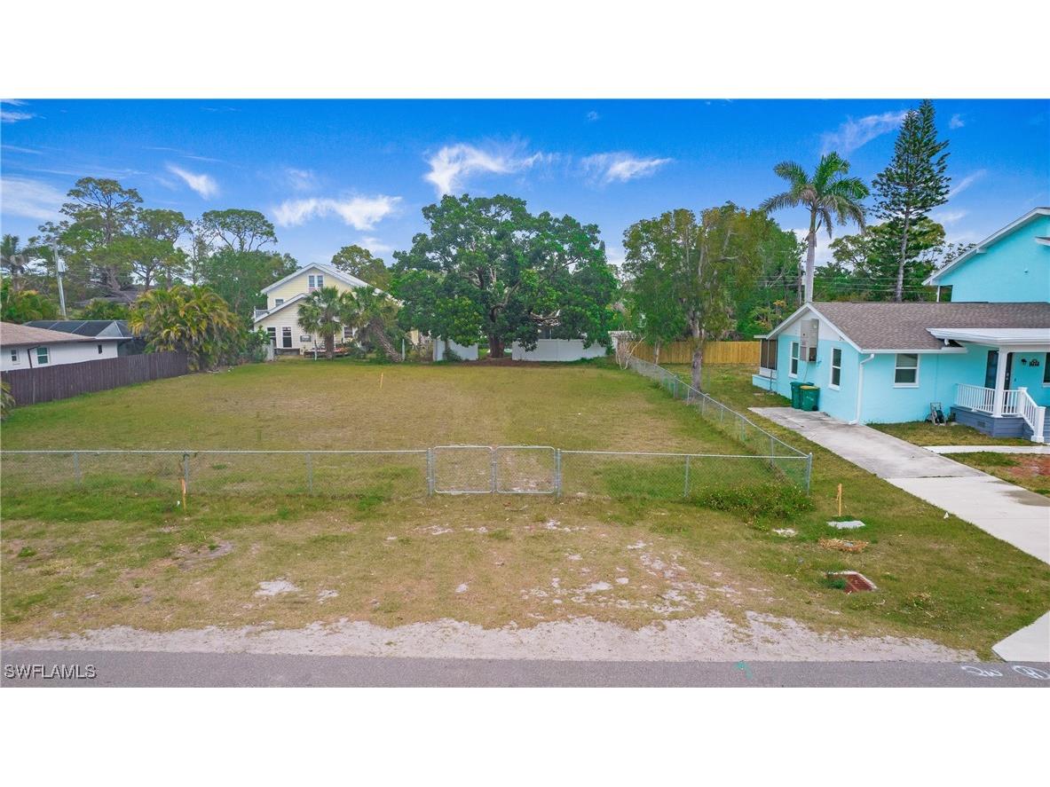 713 109th Avenue N Naples FL 34108 225031572 image4