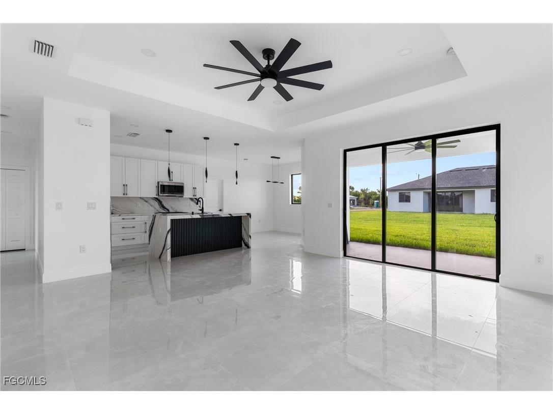 713 Camilla Street E Lehigh Acres FL 33974 2026002633 image10