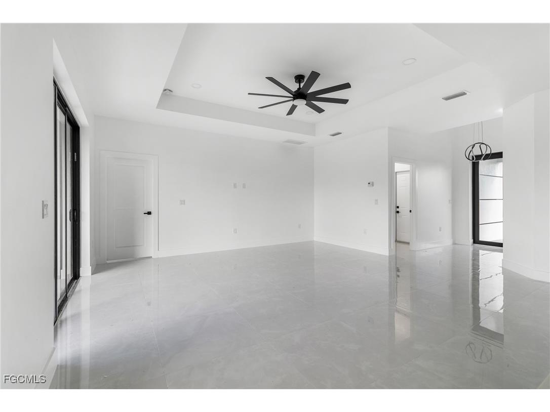 713 Camilla Street E Lehigh Acres FL 33974 2026002633 image3