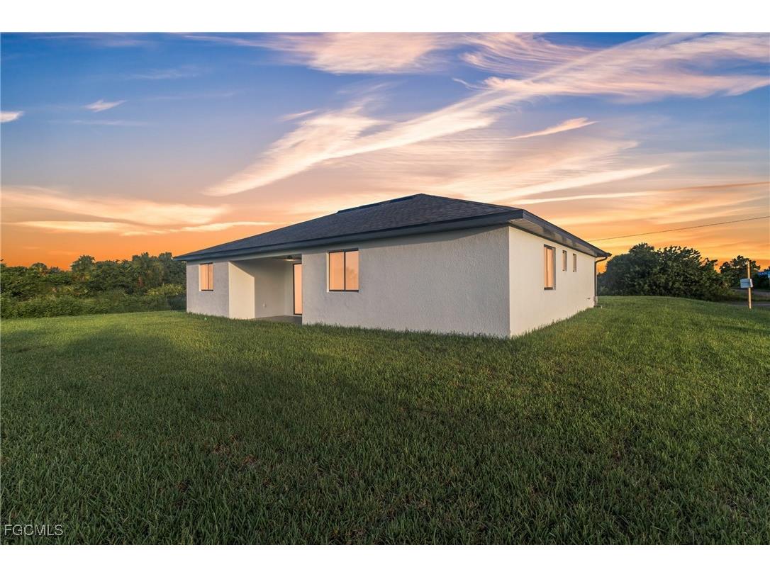 713 Camilla Street E Lehigh Acres FL 33974 2026002633 image35