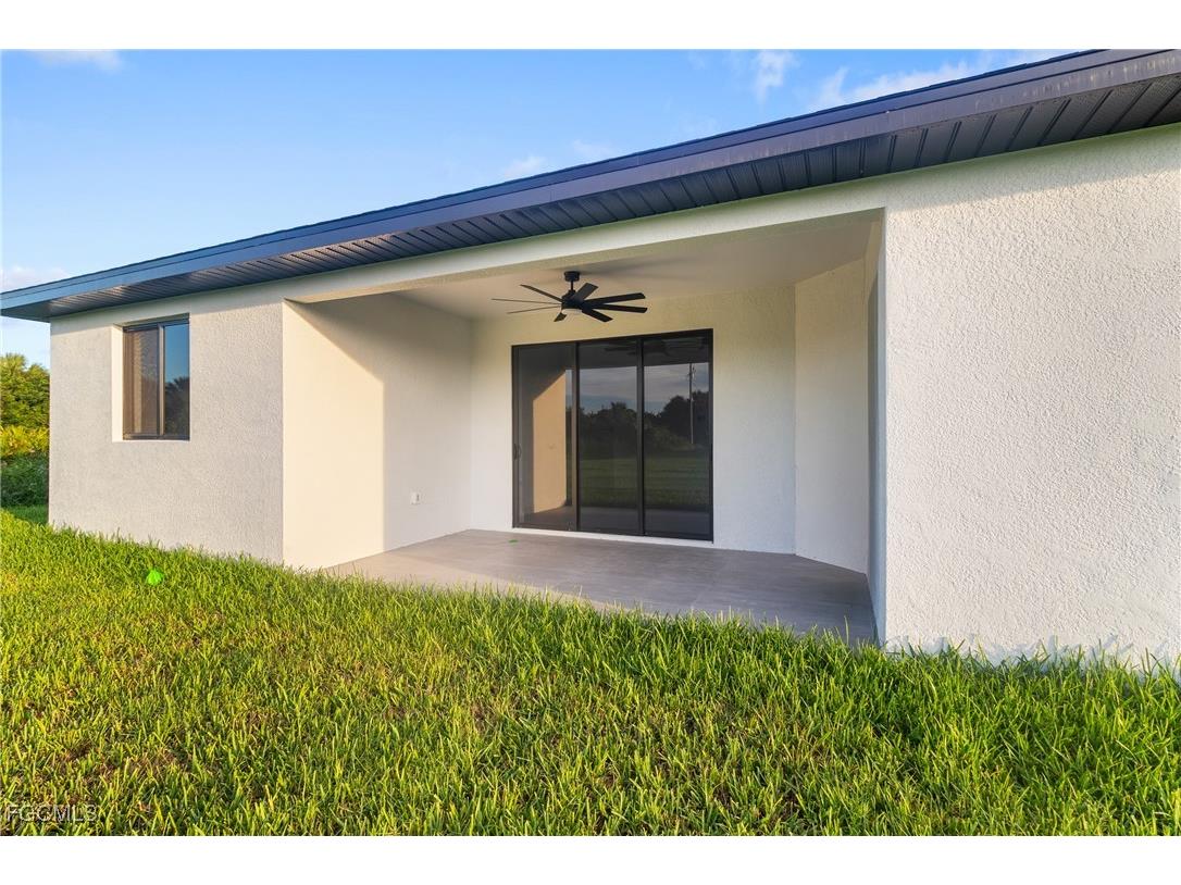 713 Camilla Street E Lehigh Acres FL 33974 2026002633 image44