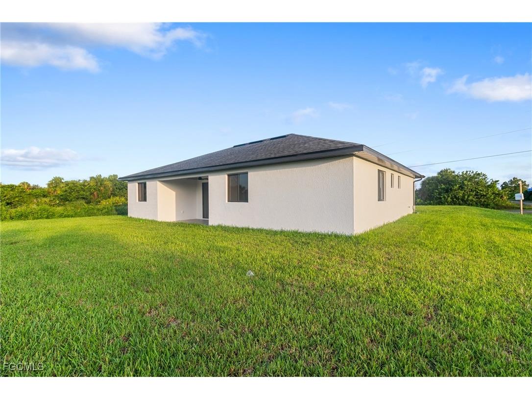 713 Camilla Street E Lehigh Acres FL 33974 2026002633 image46