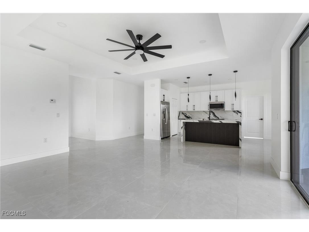 713 Camilla Street E Lehigh Acres FL 33974 2026002633 image5