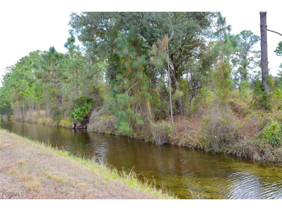 713 Colyer Street E Lehigh Acres FL 33974 2026005314 image13