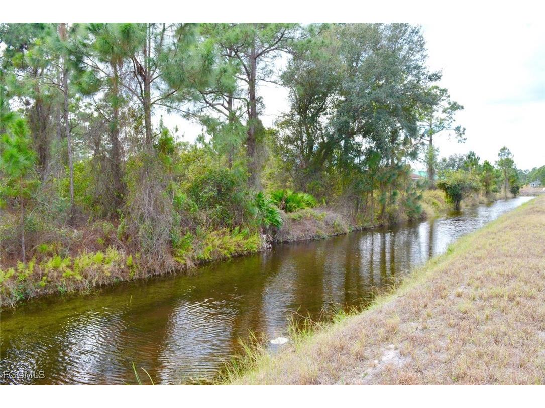 713 Colyer Street E Lehigh Acres FL 33974 2026005314 image16