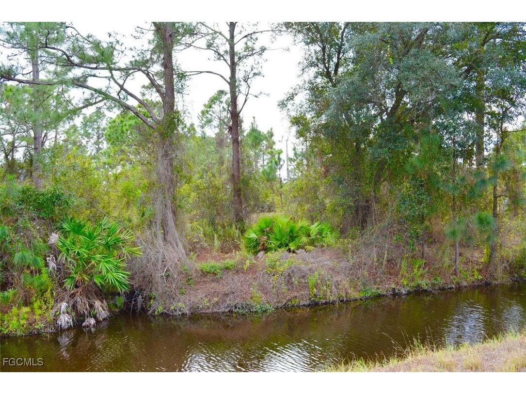 713 Colyer Street E Lehigh Acres FL 33974 2026005314 image17