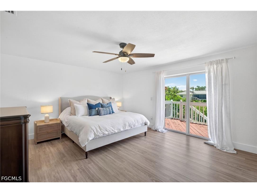 713 Durion Court Sanibel FL 33957 2026023184 image10