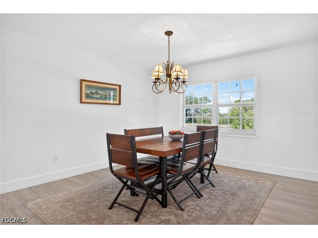 713 Durion Court Sanibel FL 33957 2026023184 image6