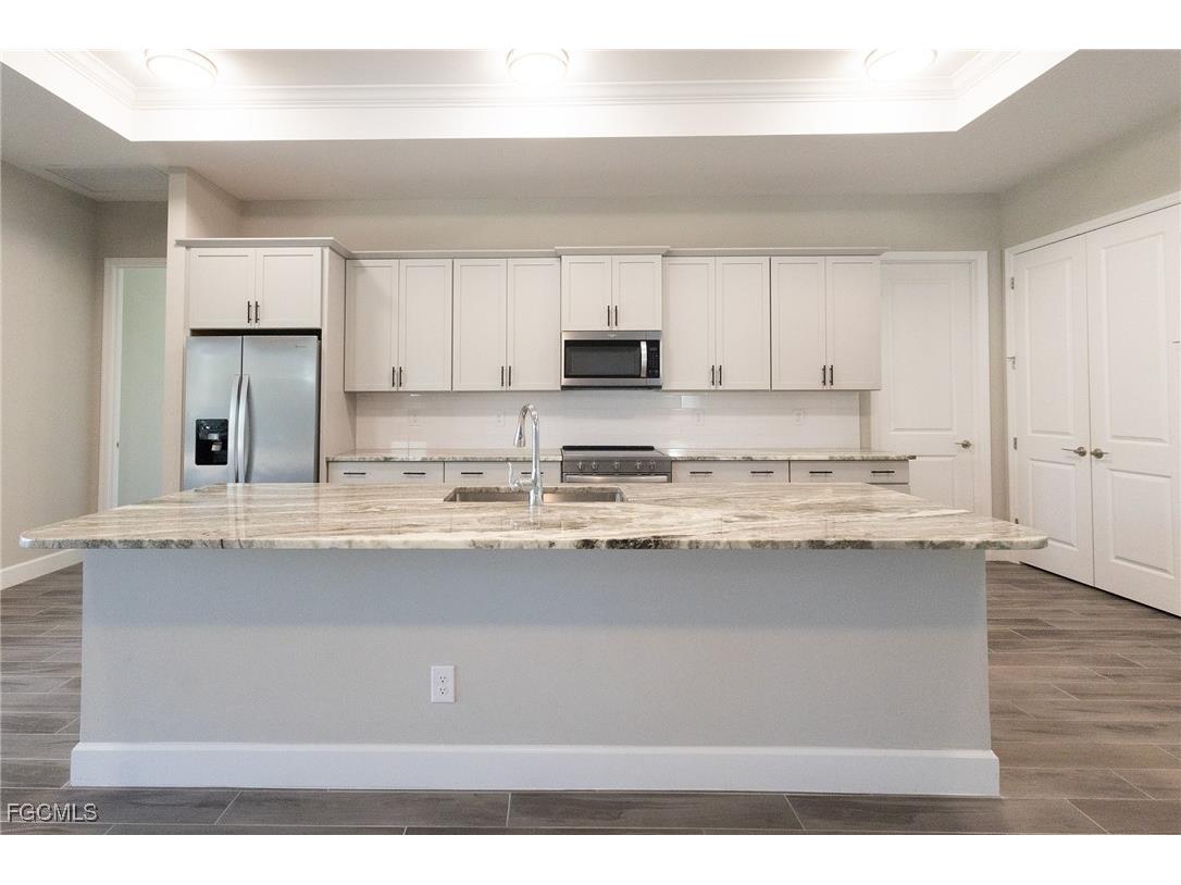 713 NW 37th Avenue Cape Coral FL 33993 2026005000 image10