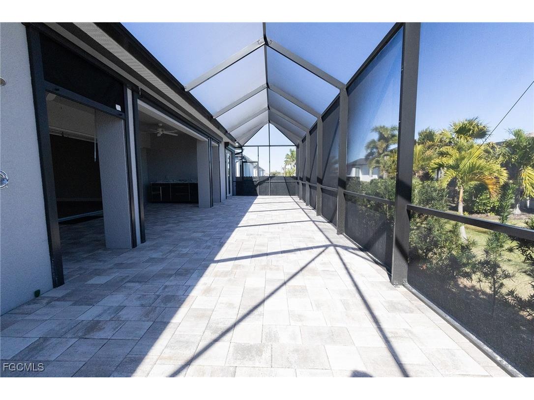 713 NW 37th Avenue Cape Coral FL 33993 2026005000 image24