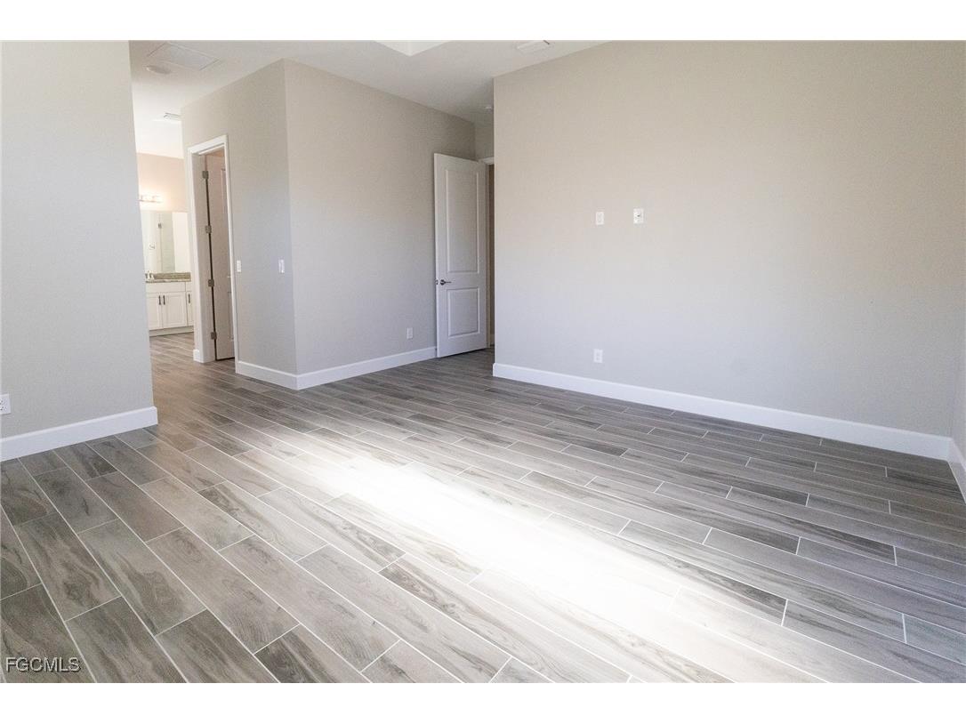 713 NW 37th Avenue Cape Coral FL 33993 2026005000 image29