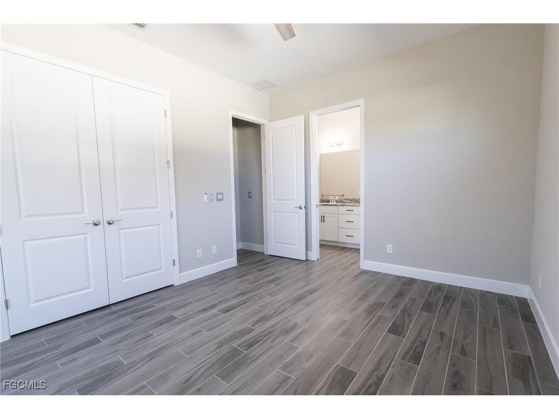 713 NW 37th Avenue Cape Coral FL 33993 2026005000 image35