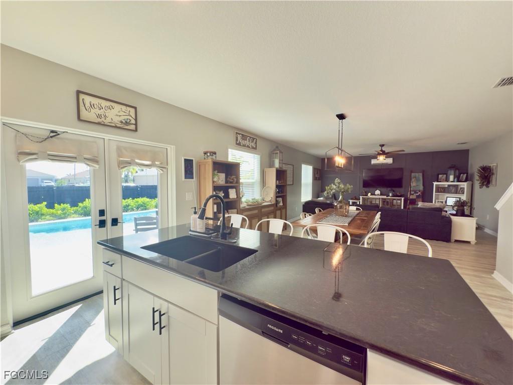 713 NW 37th Place Cape Coral FL 33993 2025012854 image18