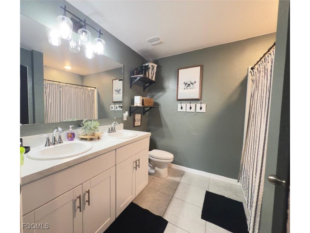 713 NW 37th Place Cape Coral FL 33993 2025012854 image41