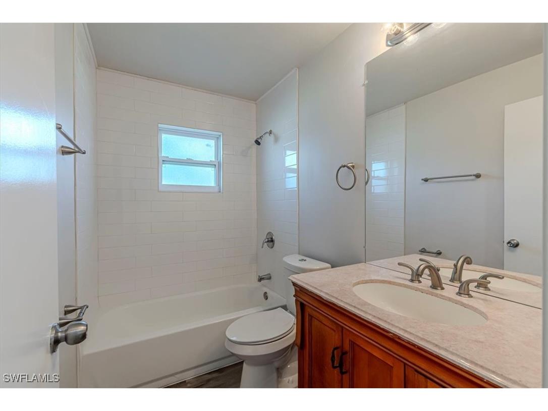 713 SE 35th Street Cape Coral FL 33904 225082661 image8