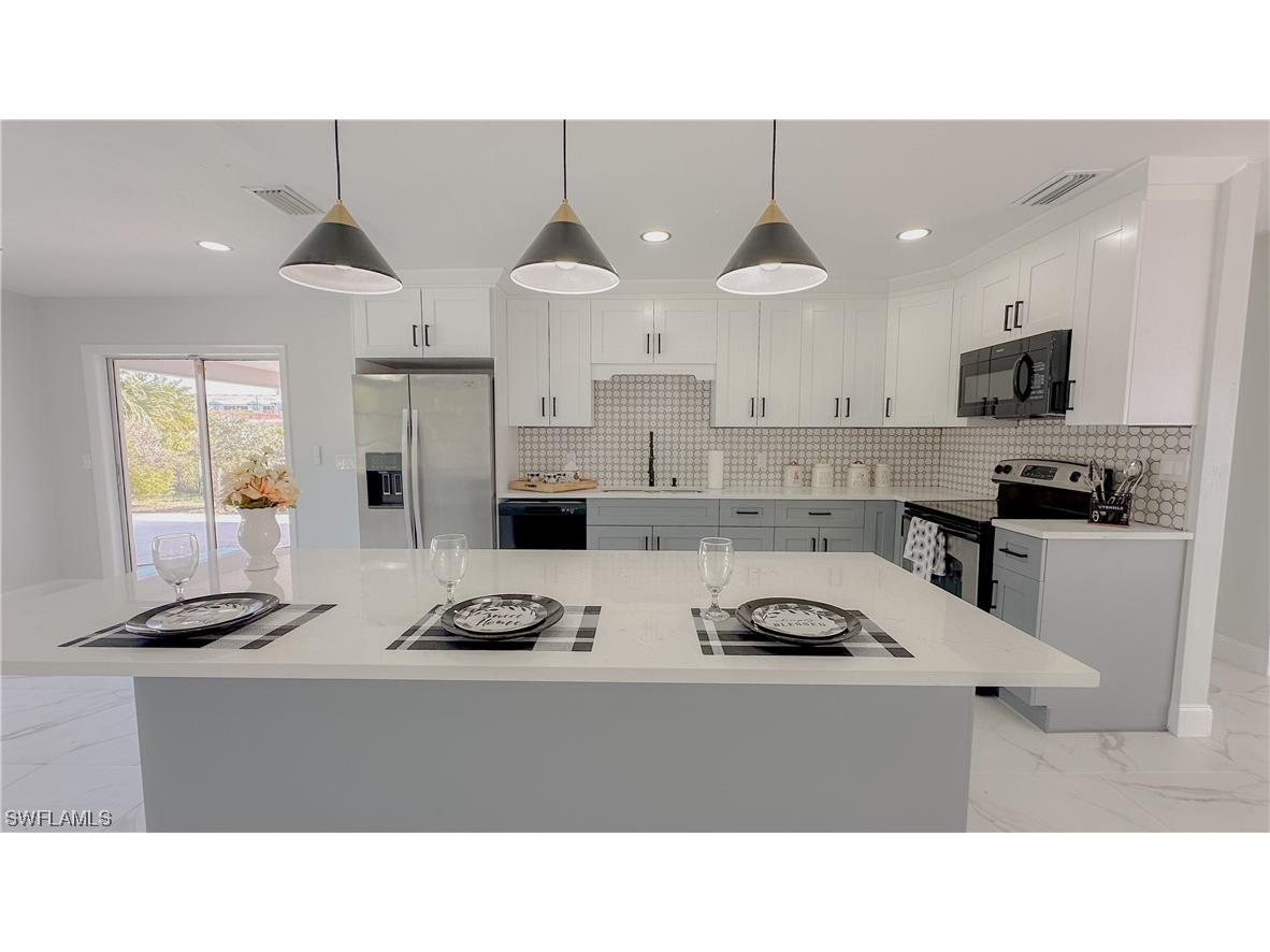 713 Sesame Court Cape Coral FL 33904 224004347 image1