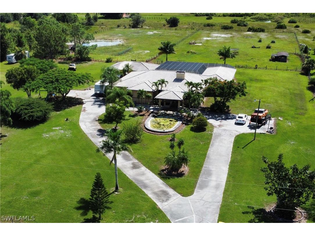 7130 40th Street NE Naples FL 34120 222050084 image1