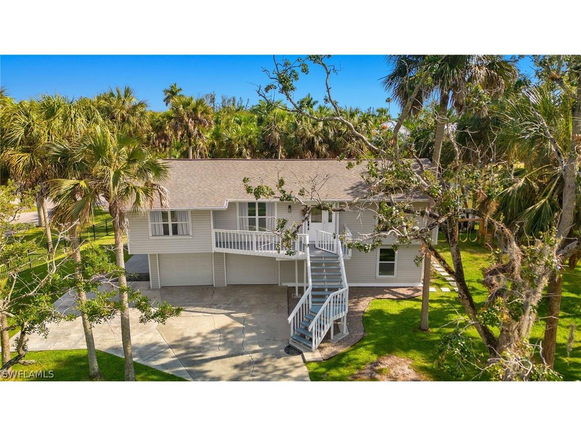 7135 Shannon Boulevard Fort Myers FL 33908 224045552 image1