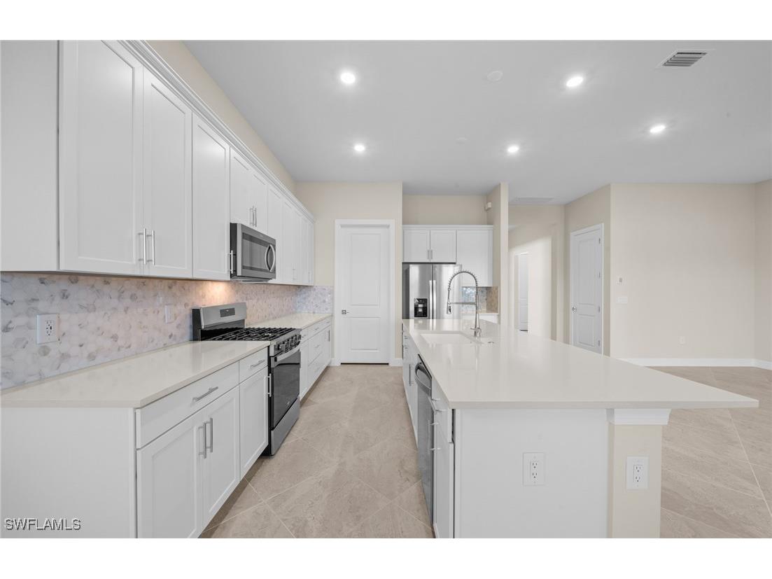 7136 Chapel Creek Lane North Fort Myers FL 33917 226005928 image17