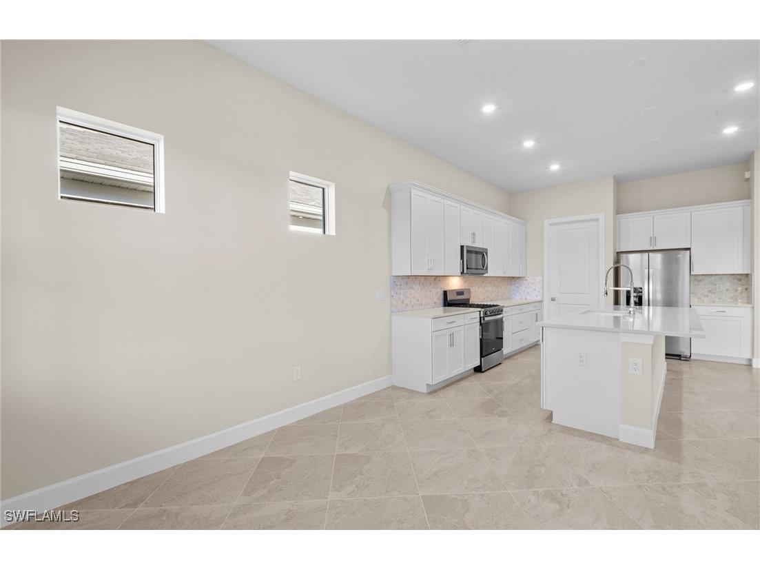 7136 Chapel Creek Lane North Fort Myers FL 33917 226005928 image21