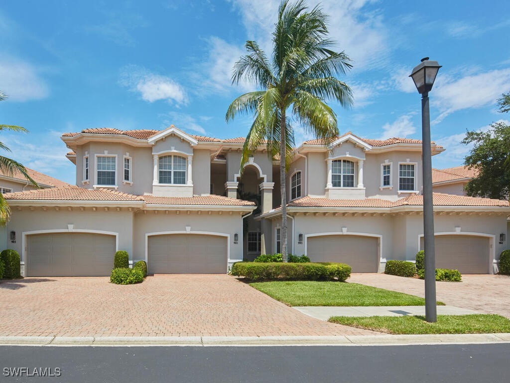 7136 Lemuria Circle #901 Naples FL 34109 224065853 image1